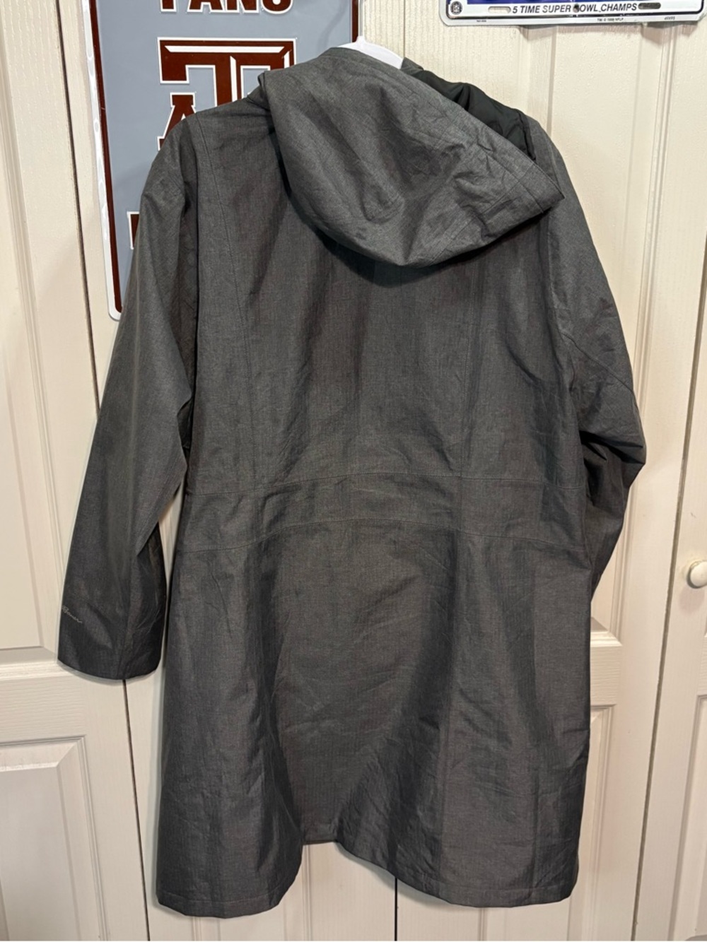 Eddie Bauer Women’s Waterproof Hooded Trench Coat - Picture 2 of 9